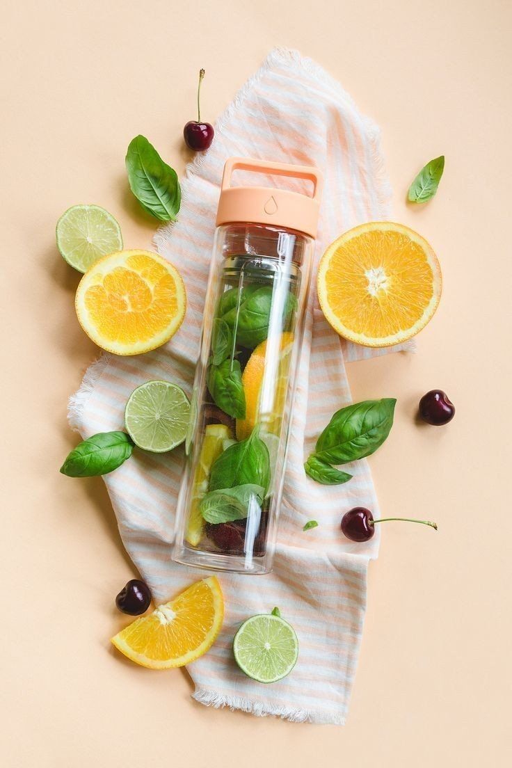 Botella con Infusor – Hidratación Saludable y Refrescante
