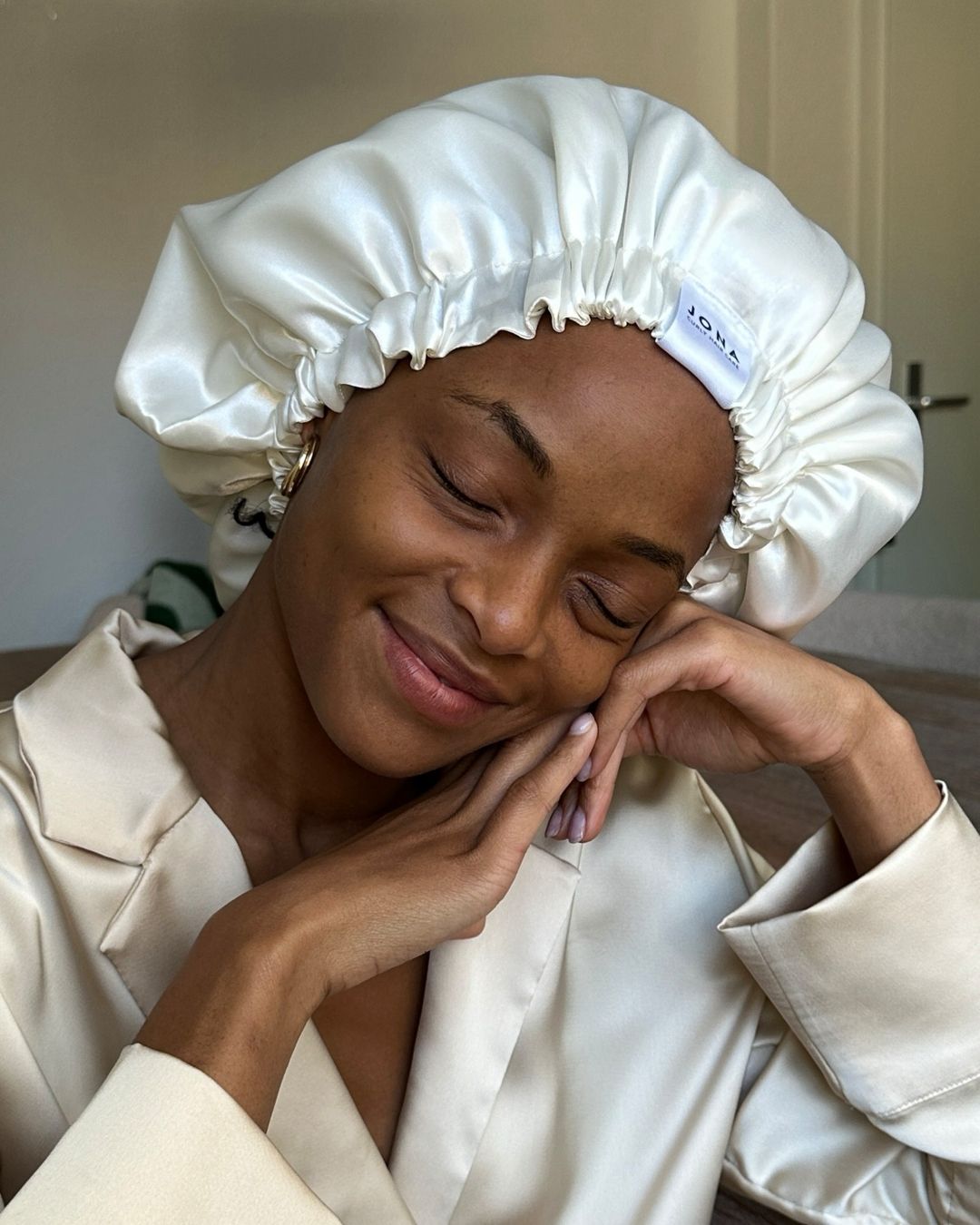 Gorro Satén Anti Frizz para Dormir – Despierta con Cabello Perfecto