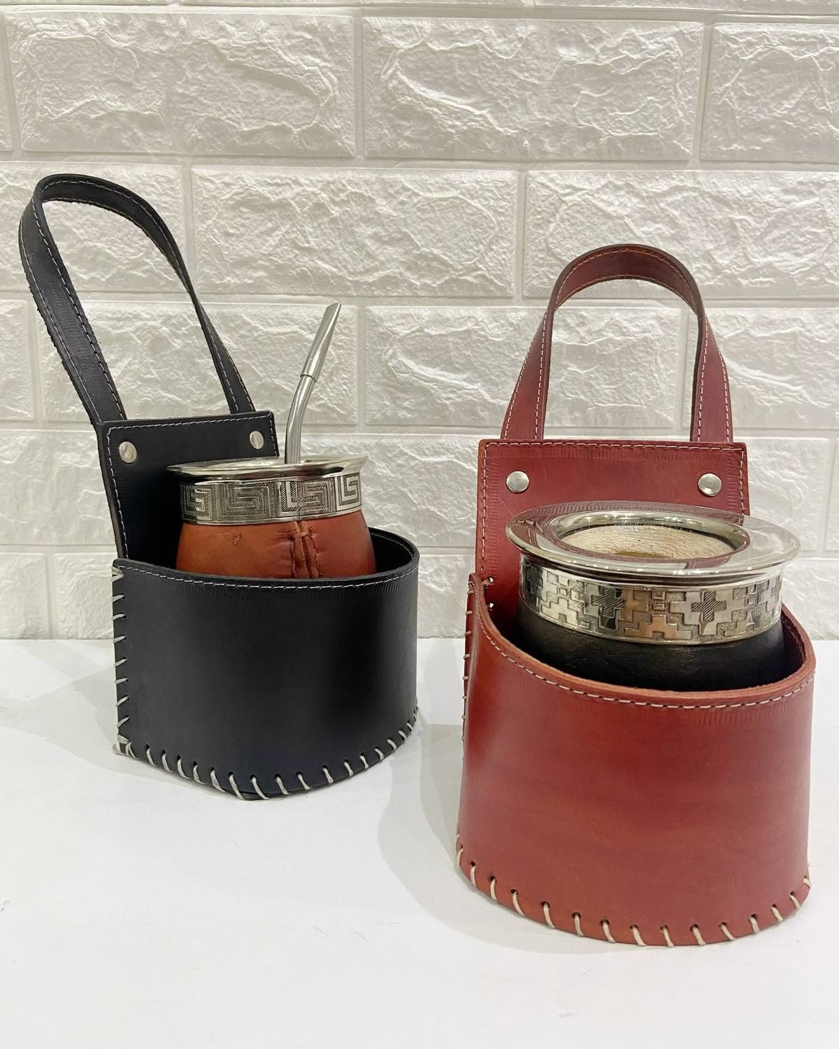Porta Mate para Auto en Ecocuero – Tu Compañero de Ruta