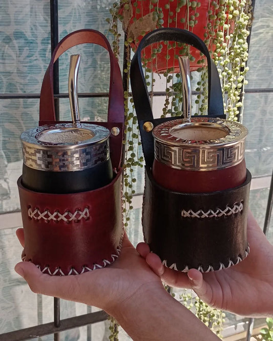 Porta Mate para Auto en Ecocuero – Tu Compañero de Ruta